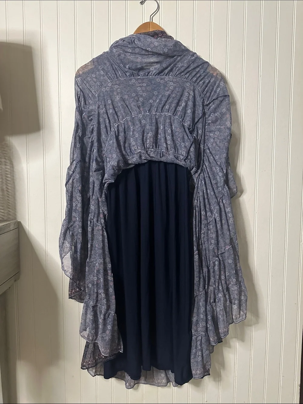 Max Studio Sleeveless V-Neck Floral Midi Dress in Navy Like New sz M - Picture 13 of 13